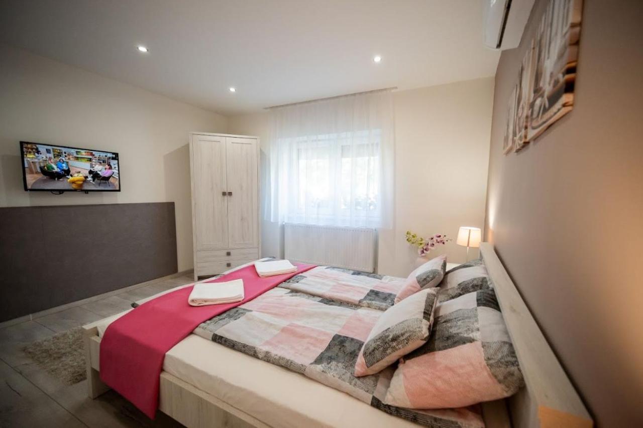Laurapartman Apartamento Gyula