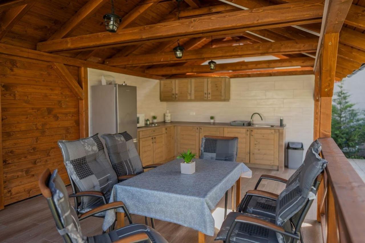 Laurapartman Apartamento